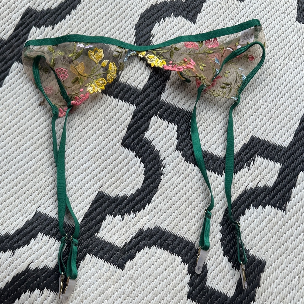 Sheer Floral Embroidered Garter Belt - Green